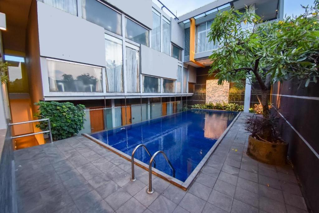 Capital O 874 Hotel Nyland Pasteur Bandung Dış mekan fotoğraf
