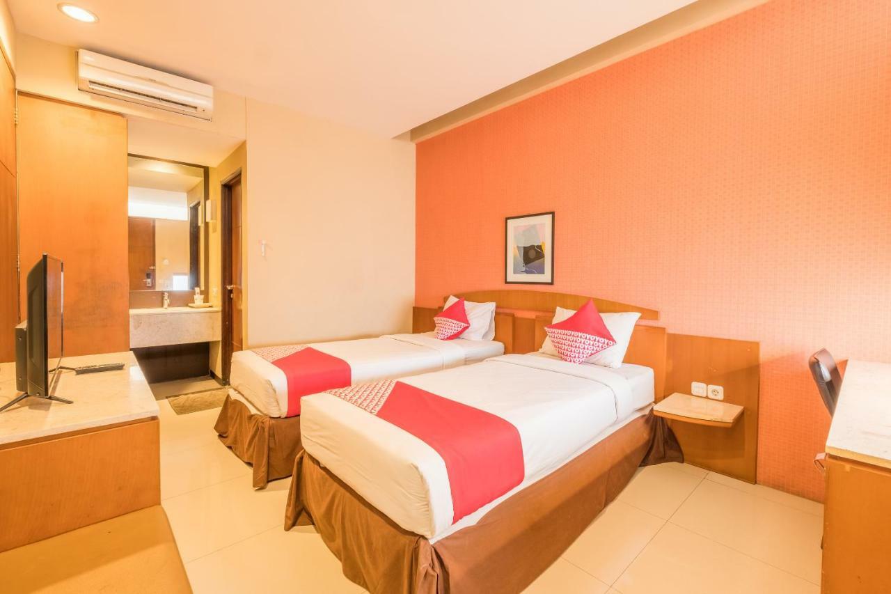 Capital O 874 Hotel Nyland Pasteur Bandung Dış mekan fotoğraf