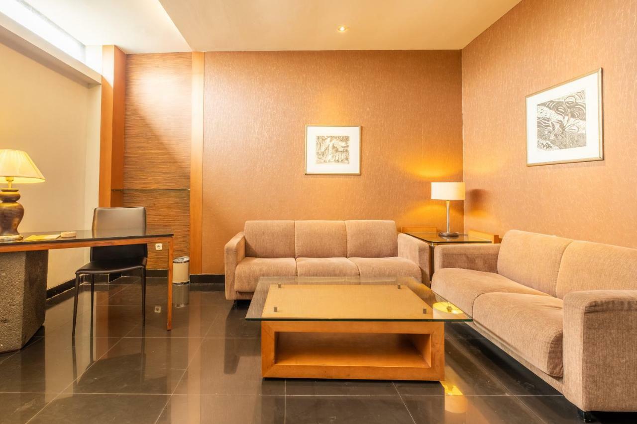 Capital O 874 Hotel Nyland Pasteur Bandung Dış mekan fotoğraf