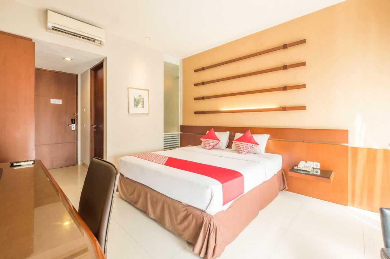 Capital O 874 Hotel Nyland Pasteur Bandung Dış mekan fotoğraf